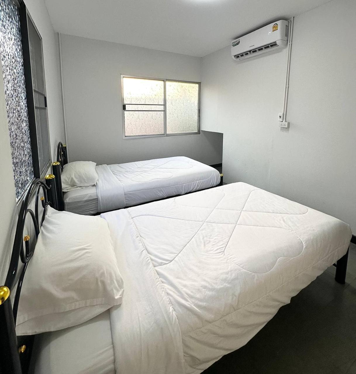 צ'יאנג מאי Adora Hostel מראה חיצוני תמונה