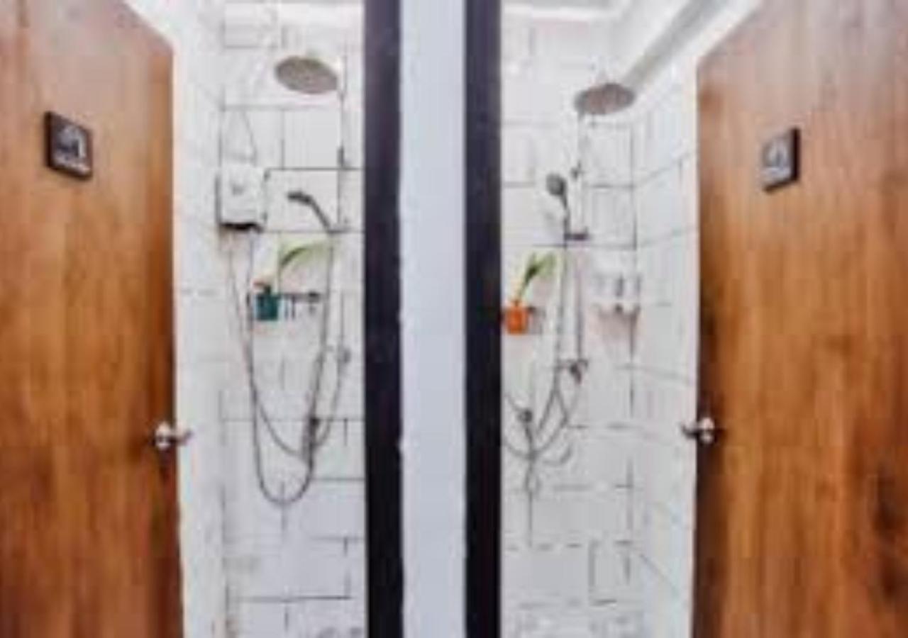 צ'יאנג מאי Adora Hostel מראה חיצוני תמונה